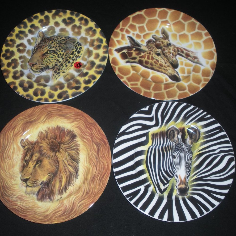 Jungle animal collector plates